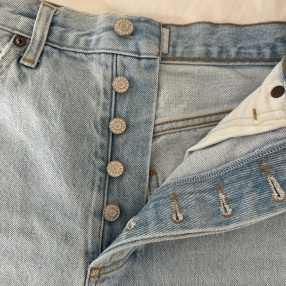 Agolde High Rise Button Fly Shorts - Picture 3 of 4